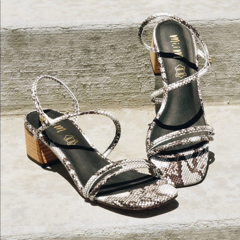 Mi.Im Snake Print Strappy Sandal Sz 7.5